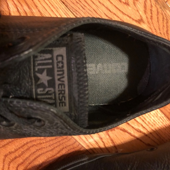 Converse All Star Leather Shoes - Picture 2 of 3